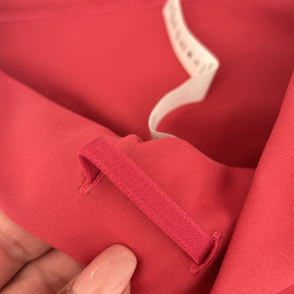 COPY - Lululemon Wunder Under Train 28 - Picture 3 of 4